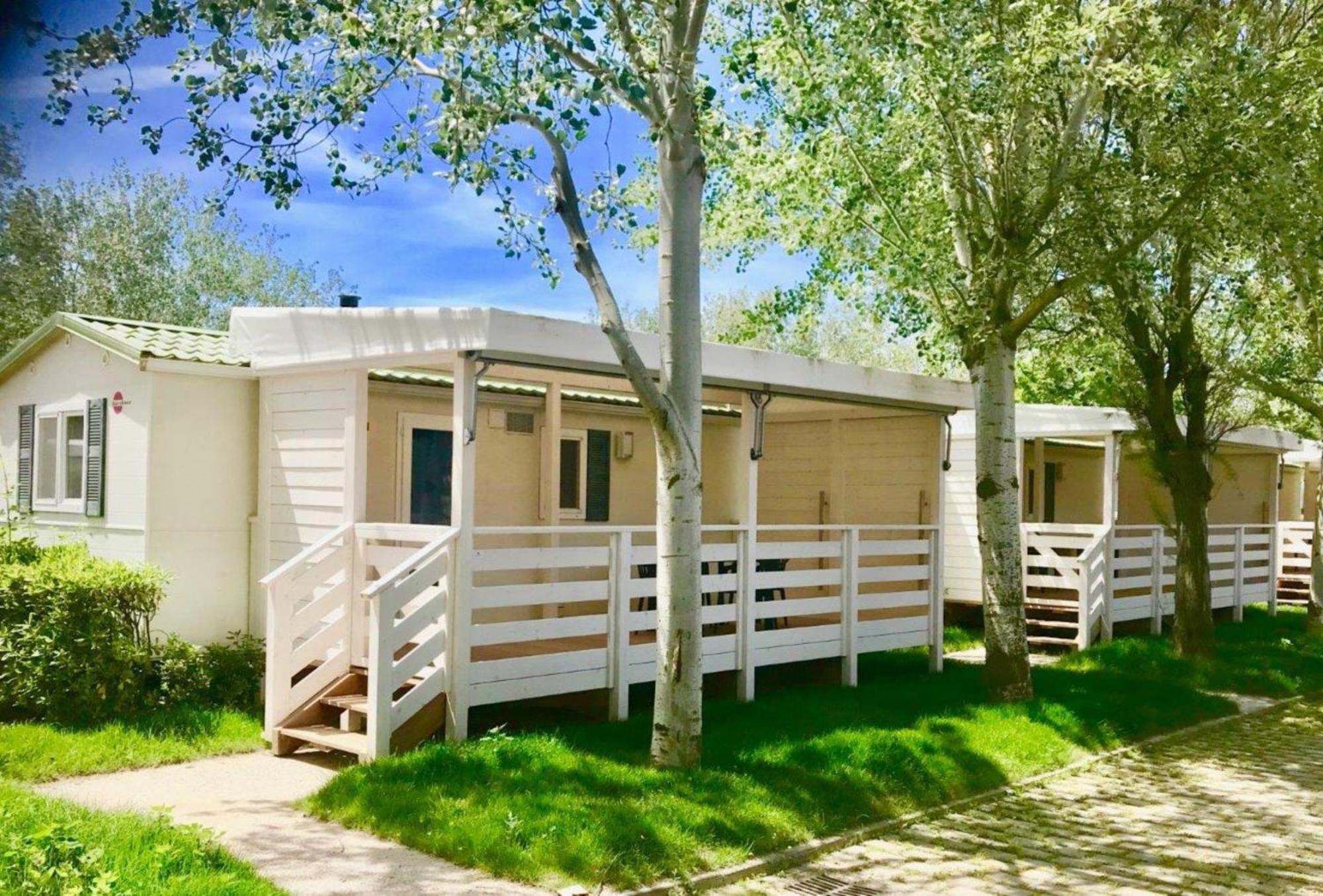 Isamar Holiday Village Ca Lino Room photo Mobile homes at a campsite in France